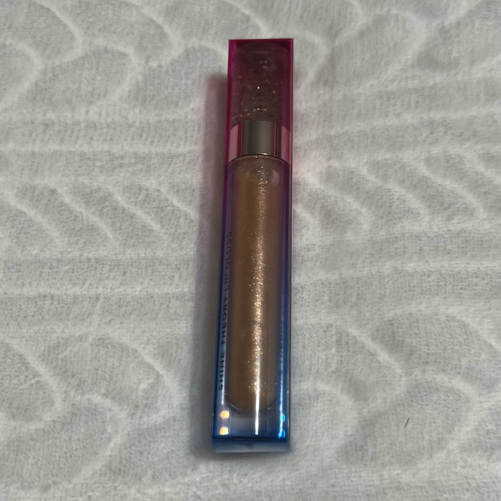 💗 *NEW* Nabla -‎ Shine Theory Lip Gloss